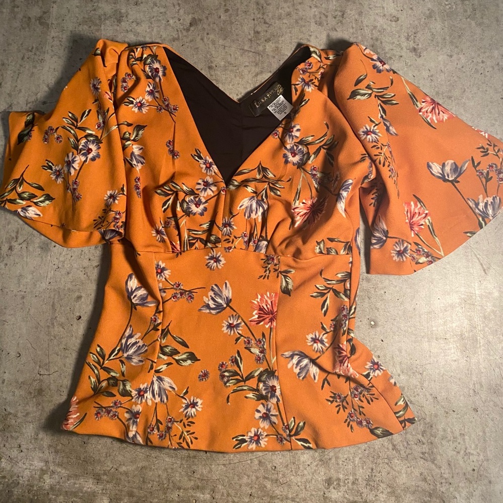 Laura Byrnes California Pin Up Girl Blouse Floral